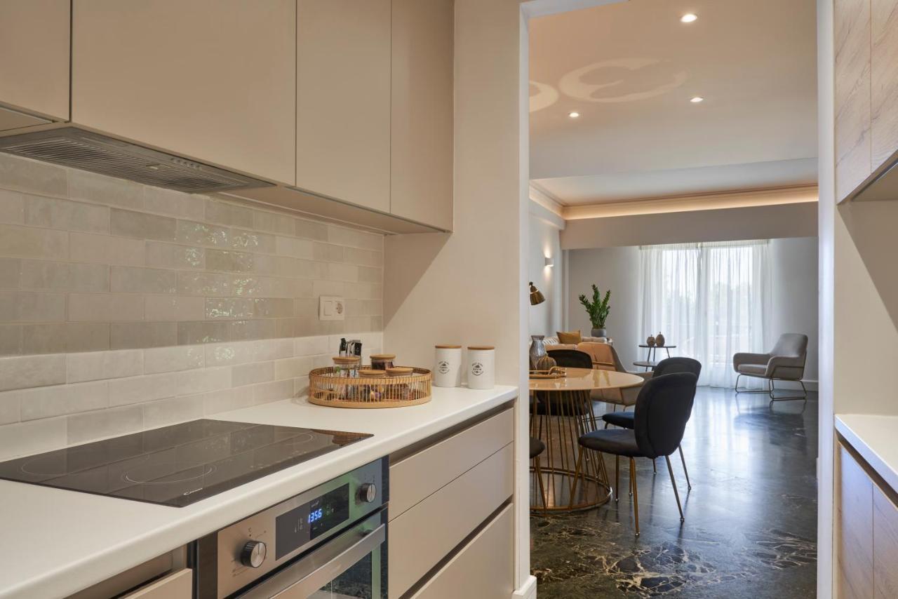 Chic N Bright 3Bd Apt With Hilton View Ateny Zewnętrze zdjęcie