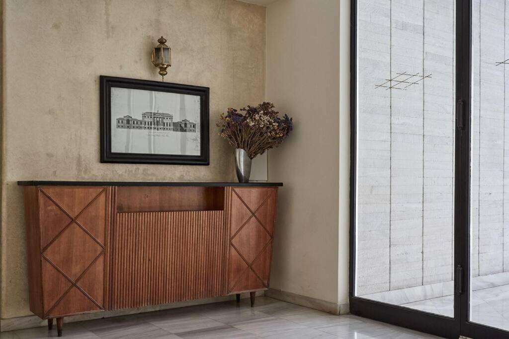 Chic N Bright 3Bd Apt With Hilton View Ateny Zewnętrze zdjęcie