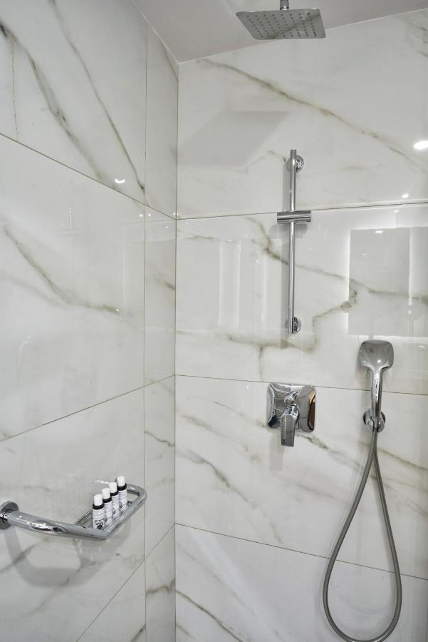 Chic N Bright 3Bd Apt With Hilton View Ateny Zewnętrze zdjęcie
